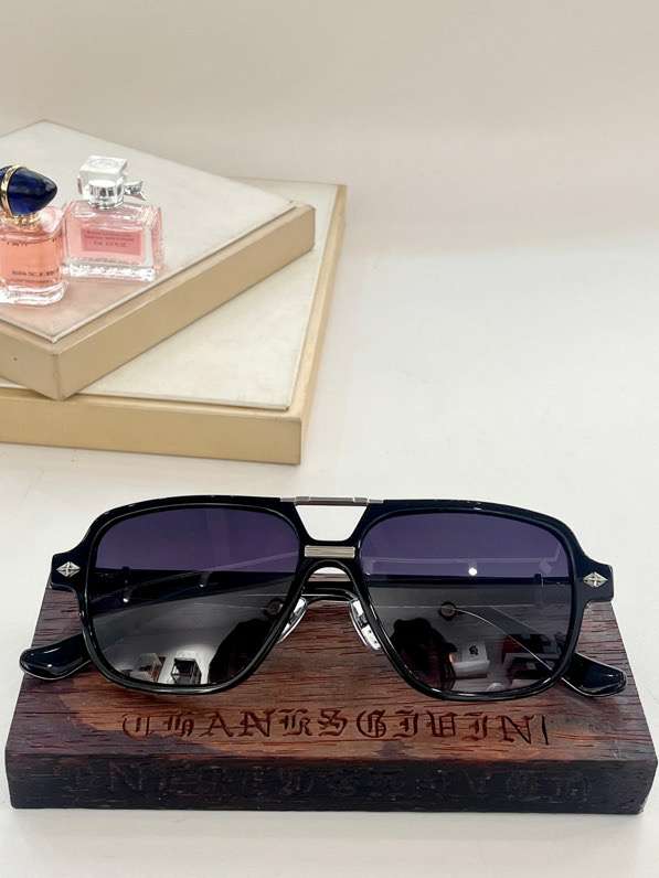 Picture of Chrome Hearts Sunglasses _SKUfw49560257fw